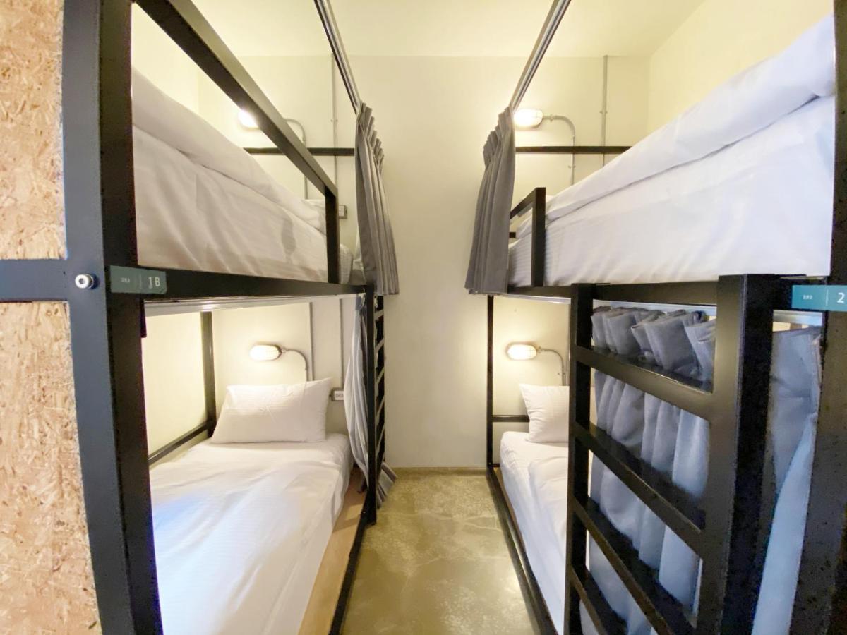Fengjia Living Lab Hostel Taichung Eksteriør billede