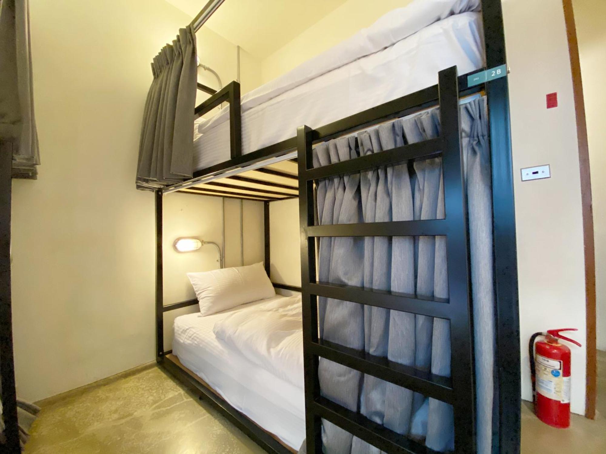 Fengjia Living Lab Hostel Taichung Eksteriør billede